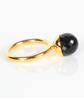 Fingerring i forgyldt Sterling sølv med sort Onyx